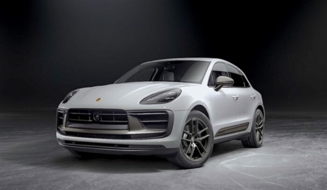 2023 Porsche Macan T white front view