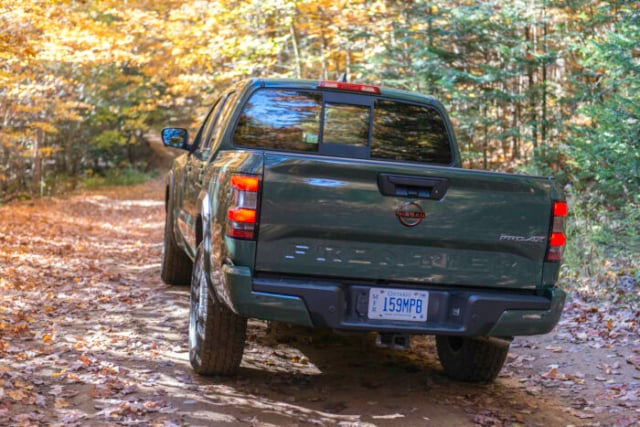 2022 Nissan Frontier green rear view