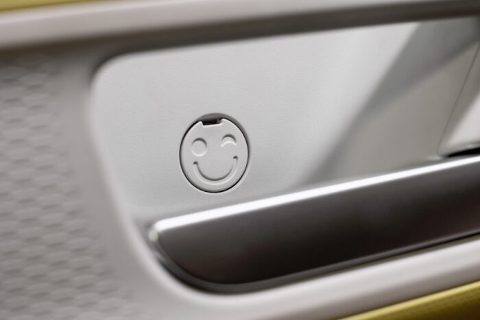 Volkswagen ID. Buzz smiley face