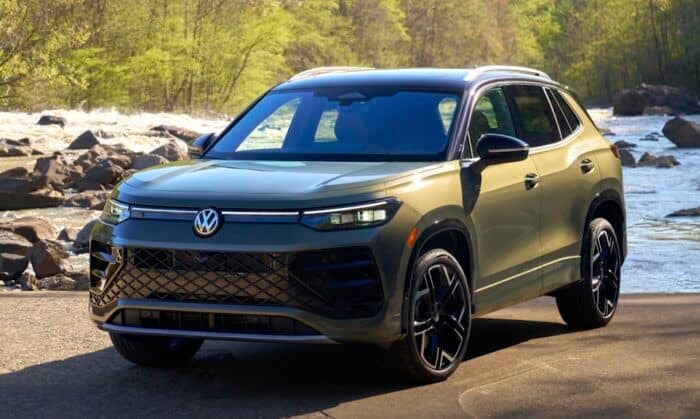 2026 Volkswagen Tiguan front
