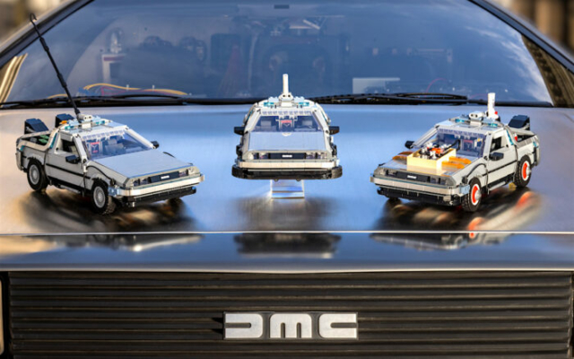 LEGO Creator 3-in-1 Back to the Future Time Machine