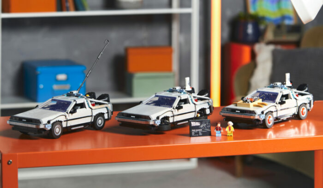 LEGO Creator 3-in-1 Back to the Future Time Machine