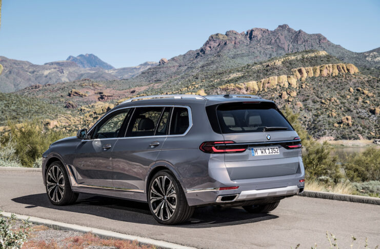 2023 BMW X7 xDrive40i 2