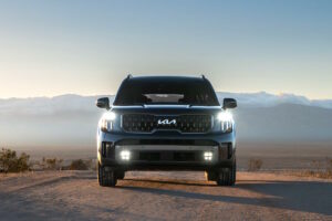 2023 Kia Telluride front grill