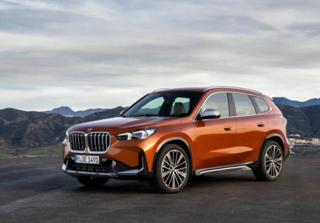 2023 BMW X1