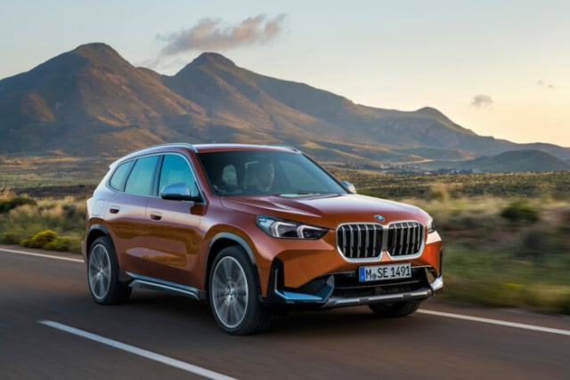 2023 BMW X1