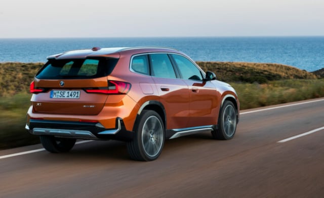 2023 BMW X1