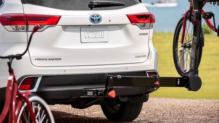 2019 toyota-highlander-towing-bicyle copy