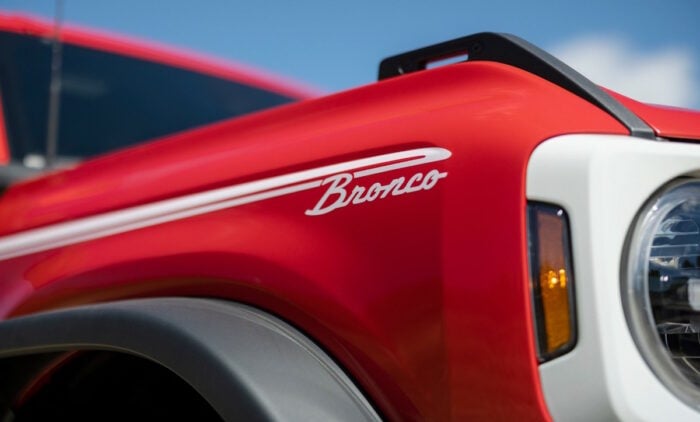 2023 Bronco Heritage Edition_Race Red