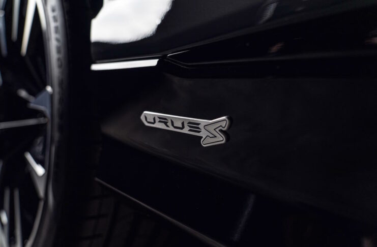 2023 Lamborghini Urus S logo