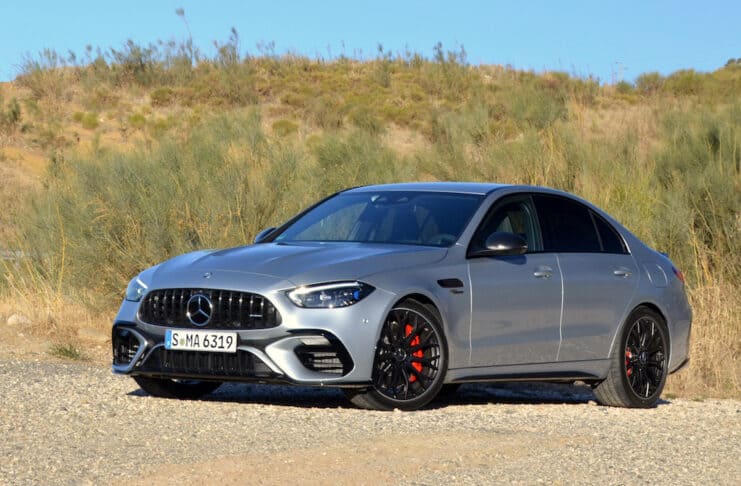 Mercedes-AMG-C-63-S-E-Performance-4MATIC-2024 (31)