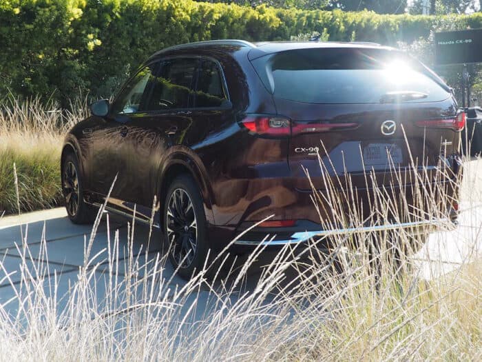 2024 Mazda CX-90 rear view