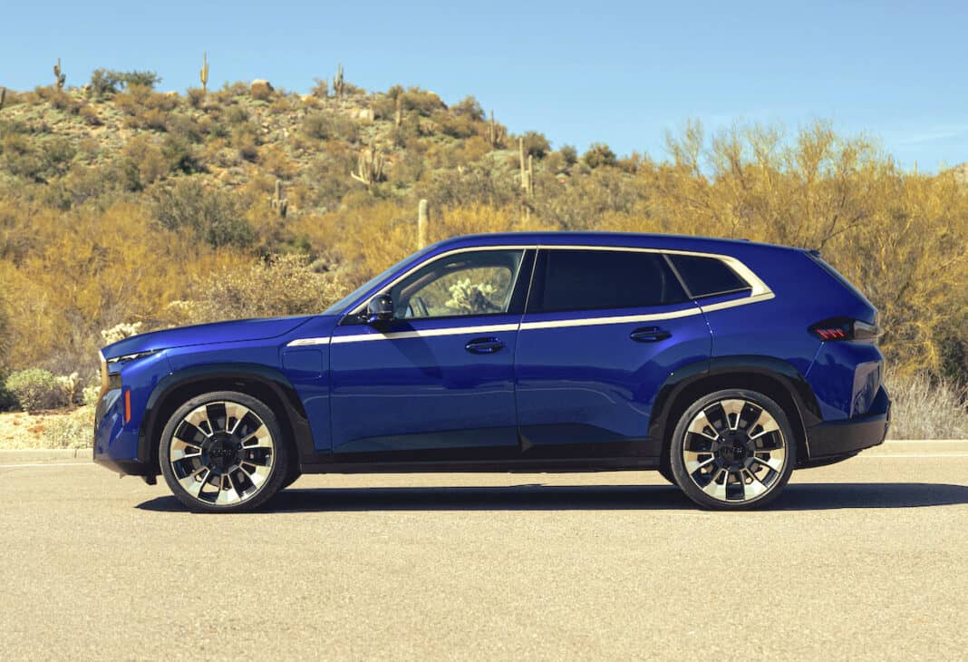 2023 BMW XM blue side view
