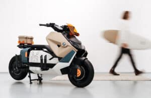 Vagabund X BMW CE 04 Moto Concept front view