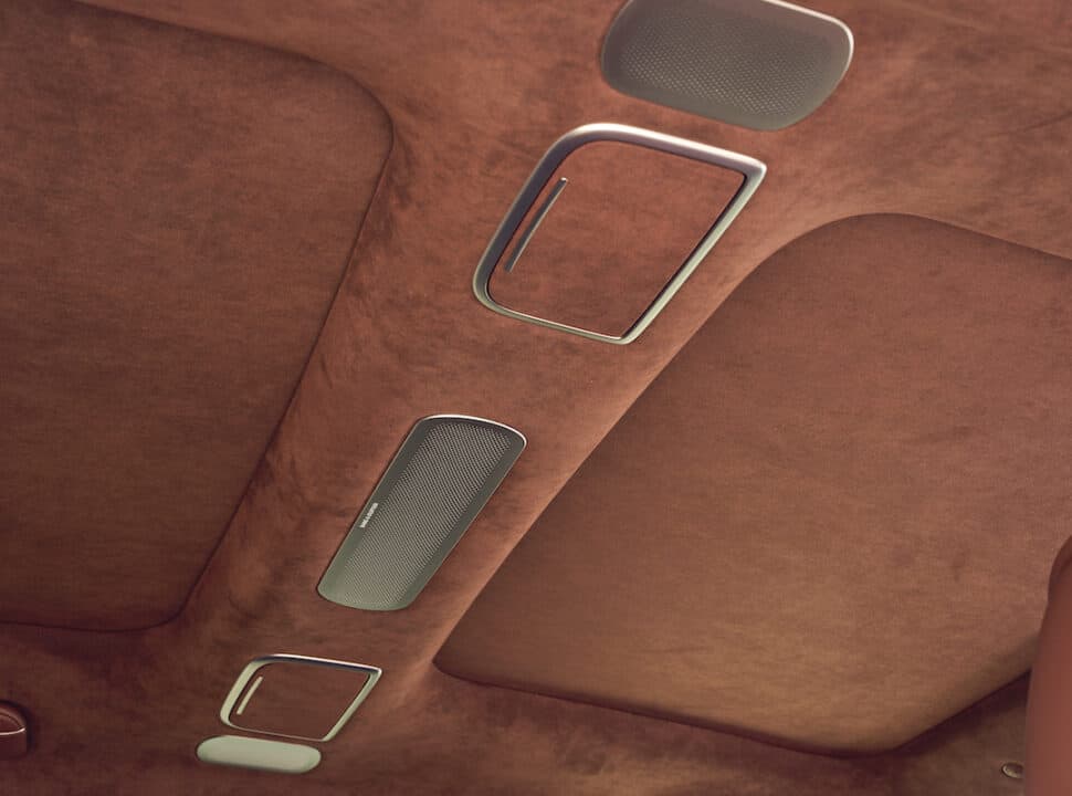 2023 Genesis G90 interior roof