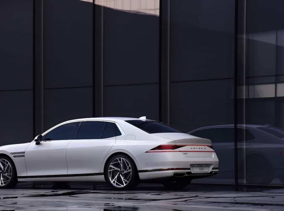 2023 Genesis G90 white rear 2