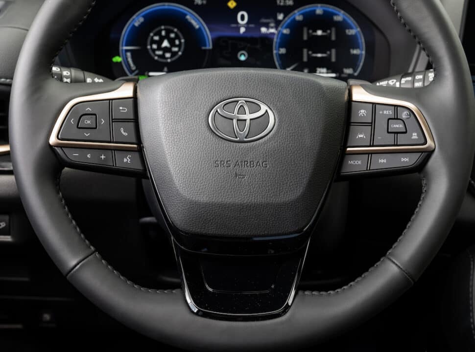 2024 Toyota Grand Highlander Interior 13