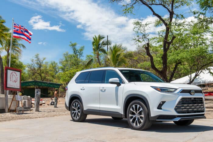 2024 Toyota Grand Highlander Limited Hybrid MAX front view in white