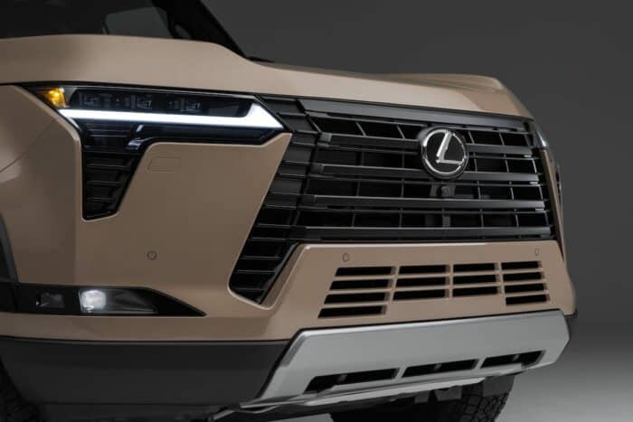 2024 Lexus GX 550 Overtrail front bumper and lights