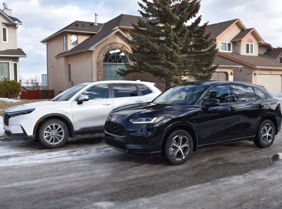 Honda CR-V in white vs Honda HR-V in black