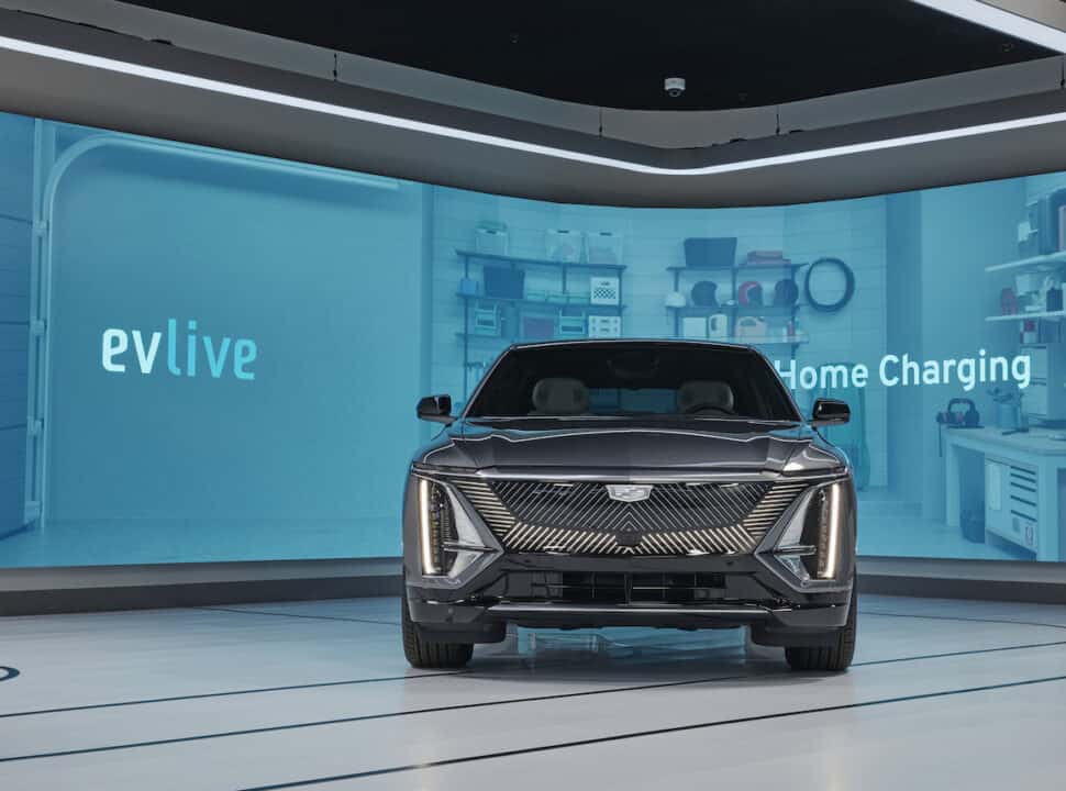 Cadillac LYRIQ in EV Live Studio