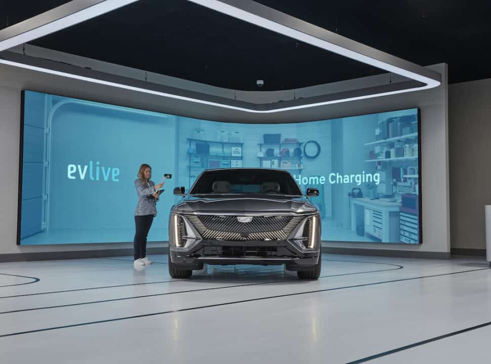 Cadillac LYRIQ in EV Live Studio