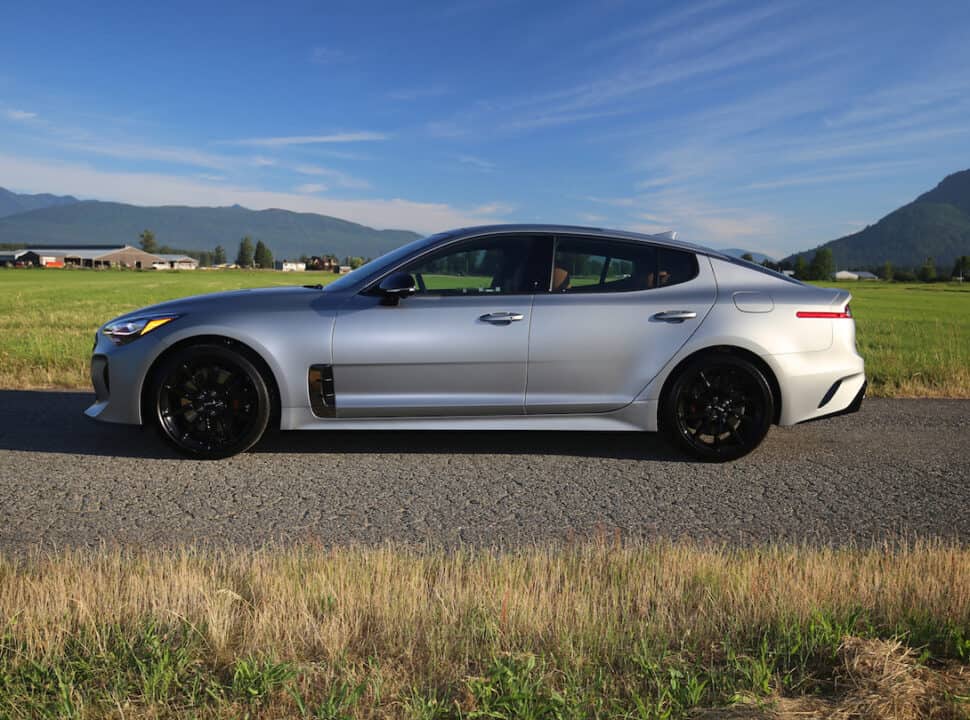 2023 KIA Stinger Tribute 16