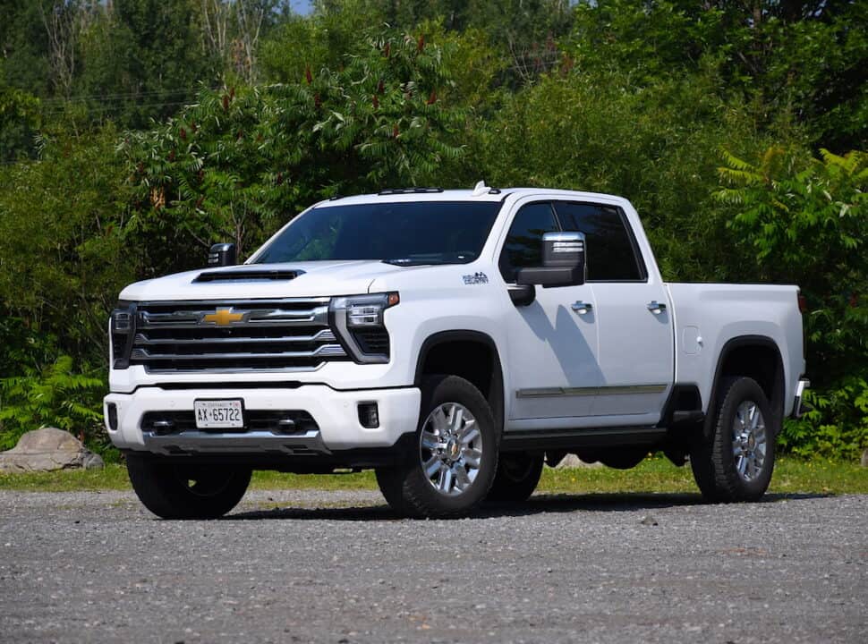 2024-Chevrolet-Silverado-HD-05