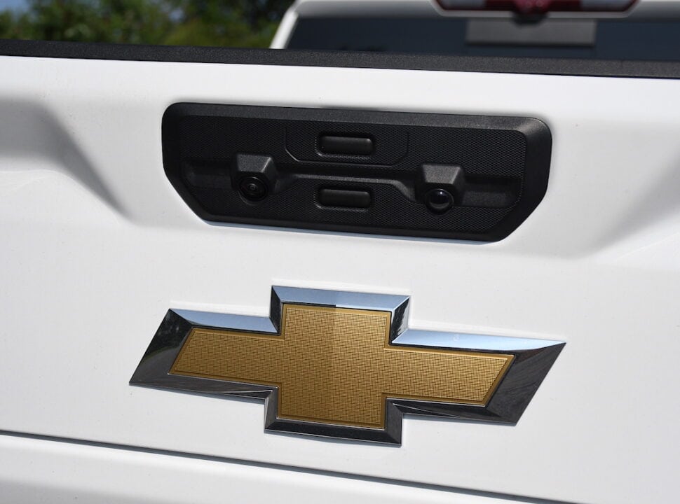 2024-Chevrolet-Silverado-HD-25