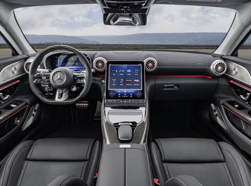 Mercedes-AMG GT 63 4MATIC+ interior front cabin