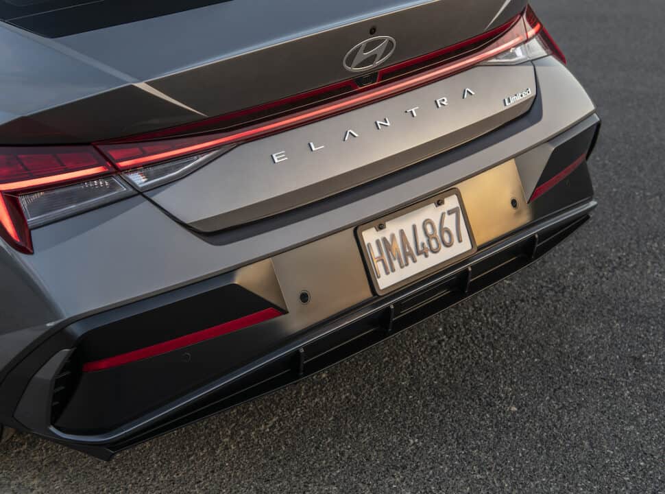 2024 Hyundai Elantra rear design with new led taillights