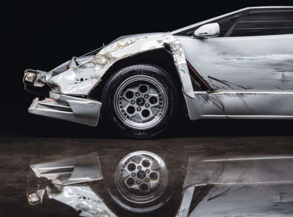 1989 Lamborghini Countach 25th Anniversary Coupé from Wolf of Wall Street front end and wheel