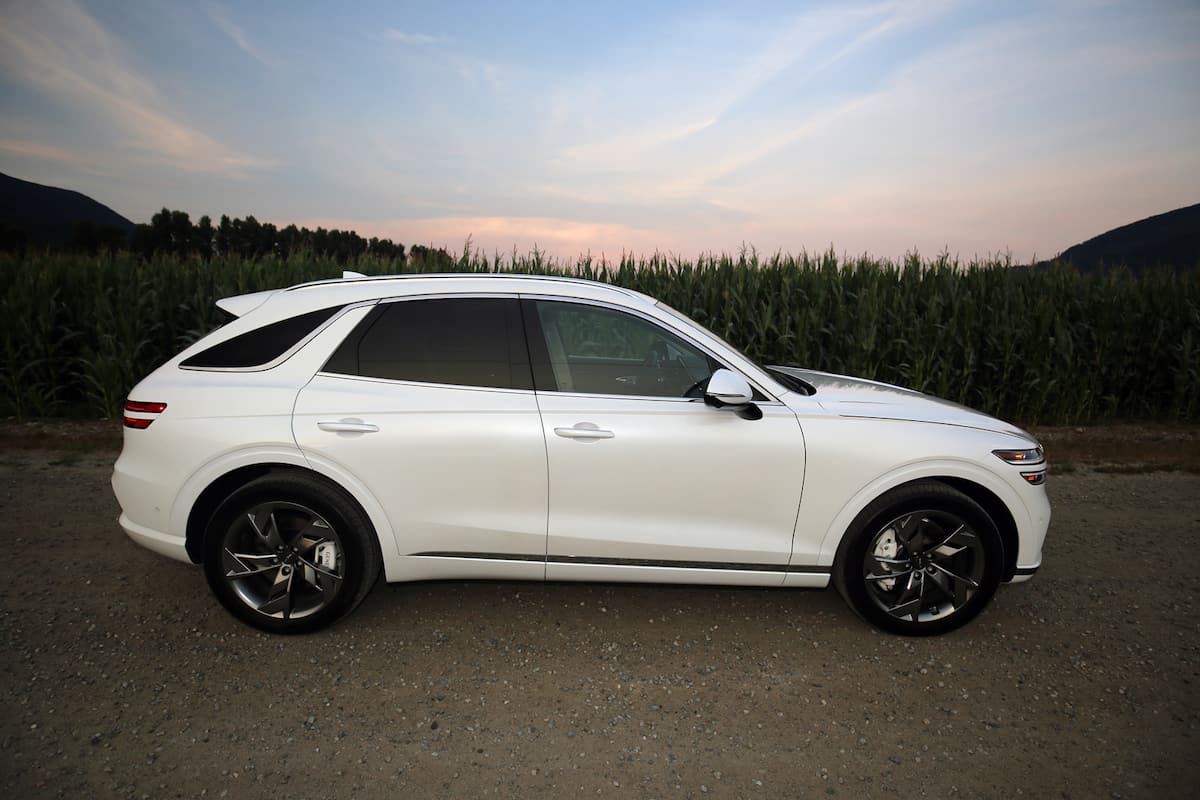 2023 Genesis Electrified GV70 Prestige AWD side profile view