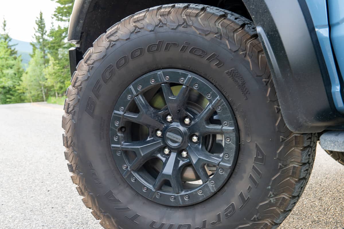 2023 Ford F-150 Raptor R wheels