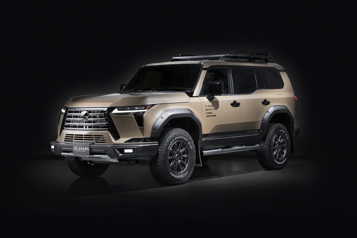 Lexus GX 550 OVERTRAIL JAOS Concept front profile shot studio