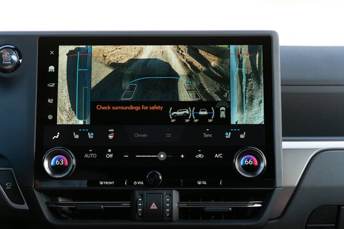 2024 Lexus GX 550 Overtrail 14 inch screen showing off road