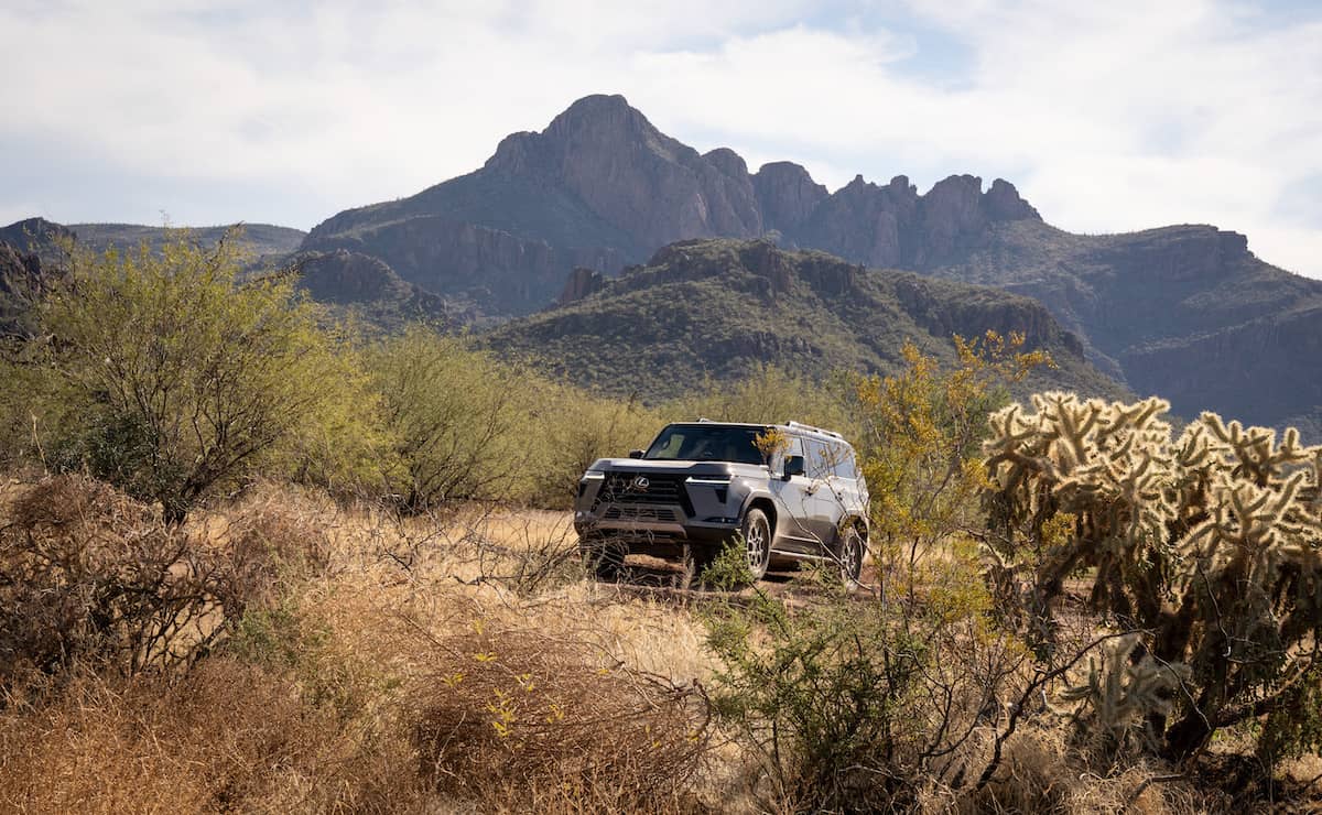 2024 Lexus GX 550 Overtrail in Tucon, AZ off roading