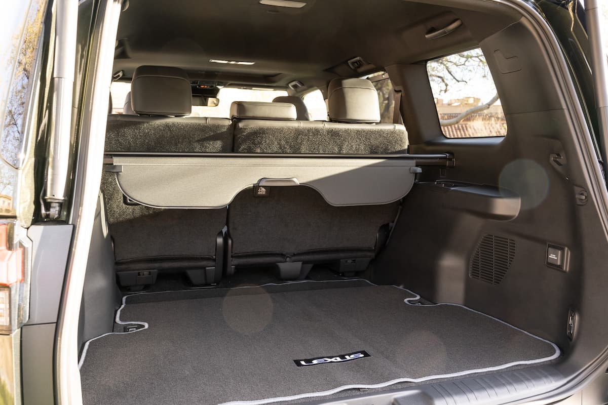 2024 Lexus GX 550 Overtrail interior rear trunk space