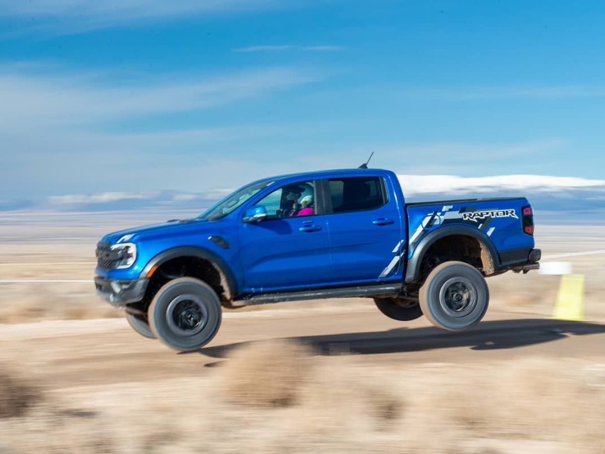 Ranger Raptor Assault School Shows Owners Off-Road Abilities