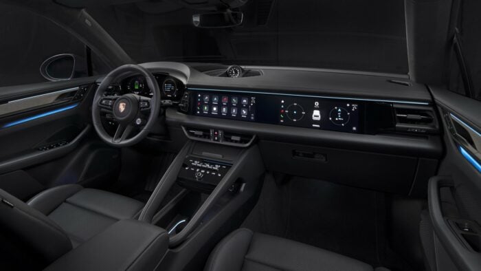 2024 Macan 4 interior front