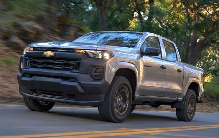 2026 COLORADO Custom Crew Cab 2WD front view driving