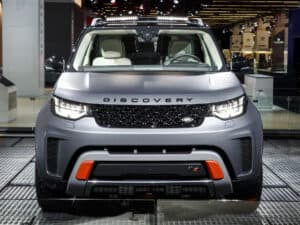 Land Rover Discovery SVX front view head on