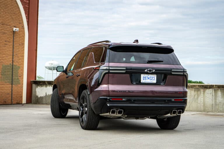 2024 Chevrolet Traverse back view