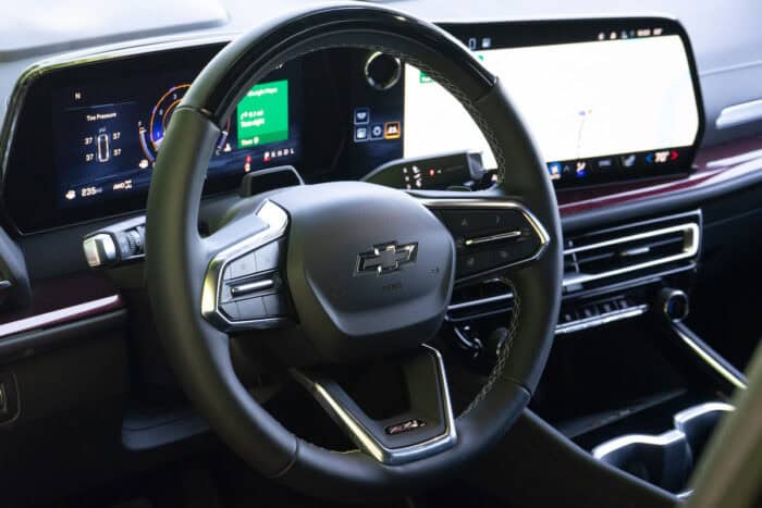 2024 Chevrolet Traverse Z71 steering wheel and touchscreen