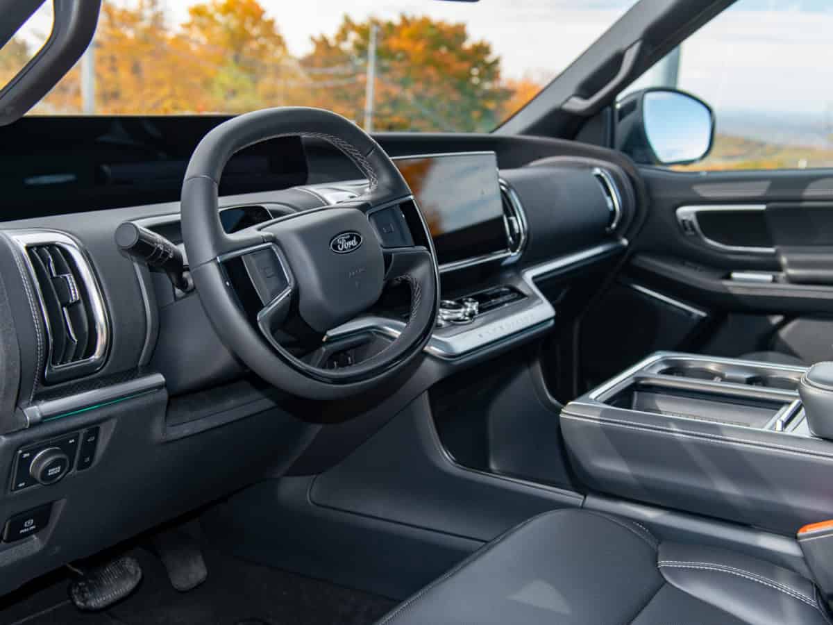 Preproduction 2025 Ford Expedition Platinum interior