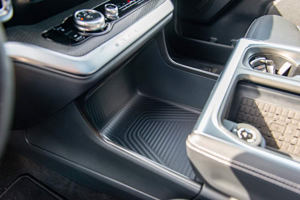 Preproduction 2025 Ford Expedition Platinum interior