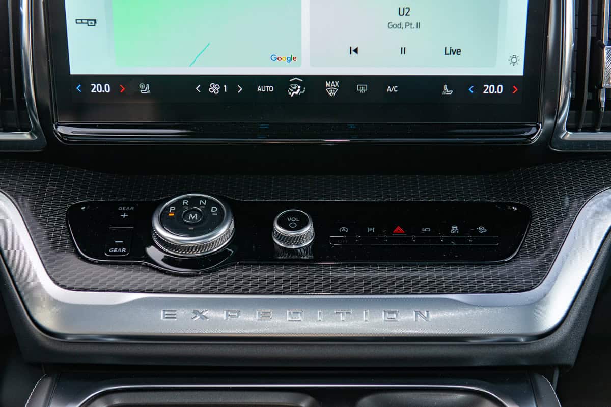 Preproduction 2025 Ford Expedition Platinum interior