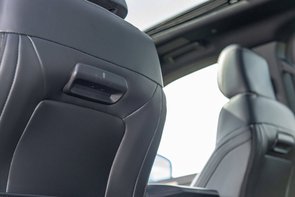 Preproduction 2025 Ford Expedition Platinum interior