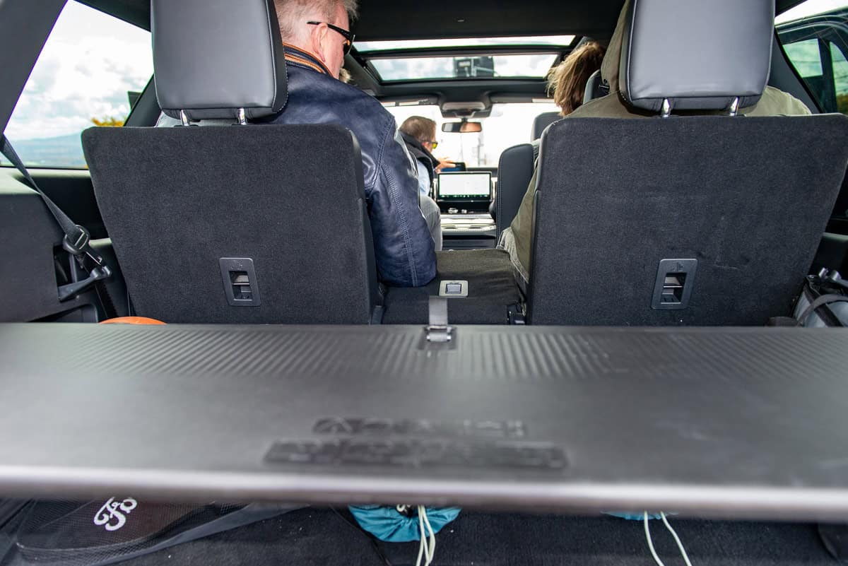Preproduction 2025 Ford Expedition Platinum split design tailgate