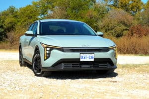 2025 Kia K4 front